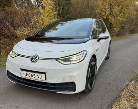 Фольксваген ID.3 2020 в Ивано-Франковске на Automoto.ua Белый Фольксваген ID.3, объемом двигателя 0 л и пробегом 165 тыс. км за 16800 $, фото 1 на Automoto.ua