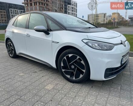 Белый Фольксваген ID.3, объемом двигателя 0 л и пробегом 149 тыс. км за 15400 $, фото 1 на Automoto.ua