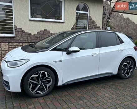 Білий Фольксваген ID.3, об'ємом двигуна 0 л та пробігом 200 тис. км за 13999 $, фото 1 на Automoto.ua