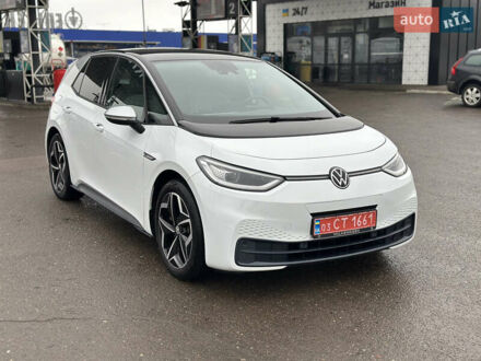 Фольксваген ID.3 2020 в Дубно на Automoto.ua Белый Фольксваген ID.3, объемом двигателя 0 л и пробегом 109 тыс. км за 16999 $, фото 1 на Automoto.ua