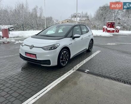 Белый Фольксваген ID.3, объемом двигателя 0 л и пробегом 86 тыс. км за 15499 $, фото 1 на Automoto.ua