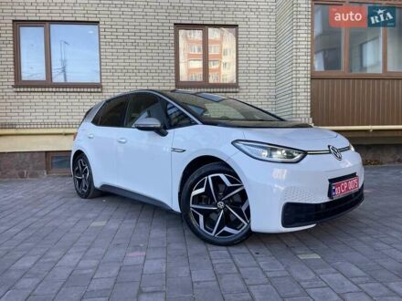 Фольксваген ID.3 2021 в Тернополе на Automoto.ua Белый Фольксваген ID.3, объемом двигателя 0 л и пробегом 120 тыс. км за 16990 $, фото 1 на Automoto.ua