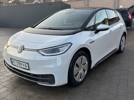 Белый Фольксваген ID.3, объемом двигателя 0 л и пробегом 203 тыс. км за 18500 $, фото 1 на Automoto.ua