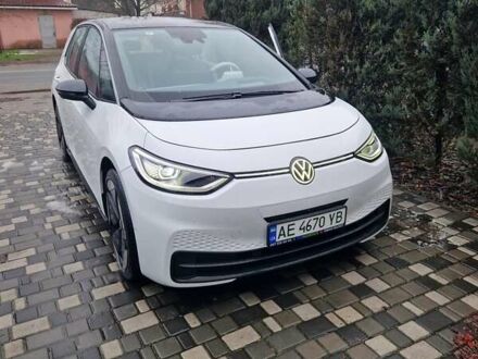 Белый Фольксваген ID.3, объемом двигателя 0 л и пробегом 8 тыс. км за 20500 $, фото 1 на Automoto.ua
