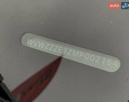 Черный Фольксваген ID.3, объемом двигателя 0 л и пробегом 153 тыс. км за 16655 $, фото 58 на Automoto.ua