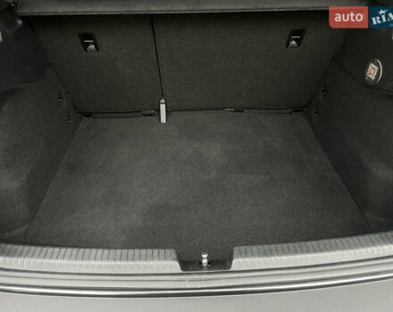 Черный Фольксваген ID.3, объемом двигателя 0 л и пробегом 161 тыс. км за 14950 $, фото 76 на Automoto.ua