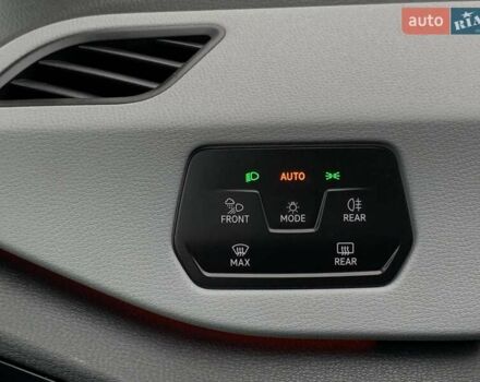 Черный Фольксваген ID.3, объемом двигателя 0 л и пробегом 153 тыс. км за 16655 $, фото 44 на Automoto.ua