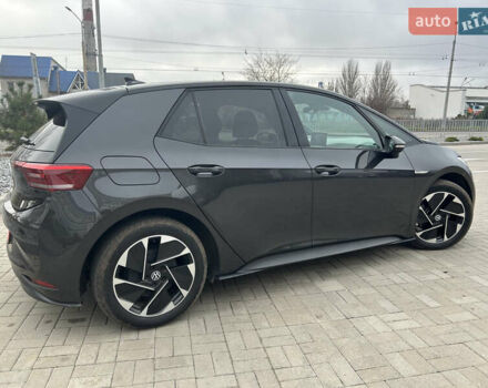 Черный Фольксваген ID.3, объемом двигателя 0 л и пробегом 88 тыс. км за 17360 $, фото 3 на Automoto.ua