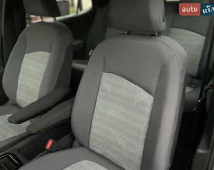 Черный Фольксваген ID.3, объемом двигателя 0 л и пробегом 161 тыс. км за 14950 $, фото 79 на Automoto.ua