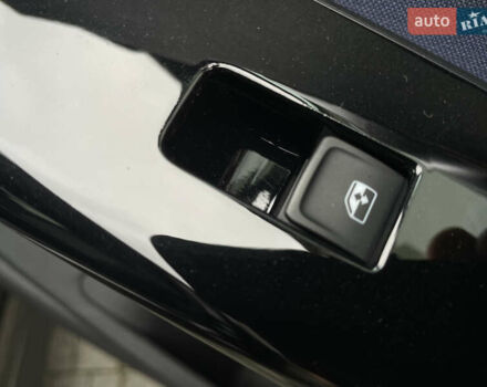 Черный Фольксваген ID.3, объемом двигателя 0 л и пробегом 161 тыс. км за 14950 $, фото 91 на Automoto.ua