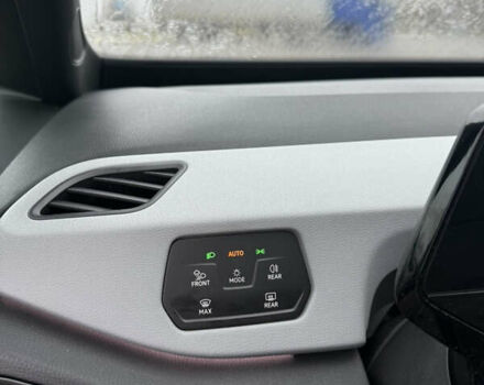 Чорний Фольксваген ID.3, об'ємом двигуна 0 л та пробігом 156 тис. км за 15900 $, фото 16 на Automoto.ua