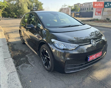 Черный Фольксваген ID.3, объемом двигателя 0 л и пробегом 63 тыс. км за 16400 $, фото 4 на Automoto.ua