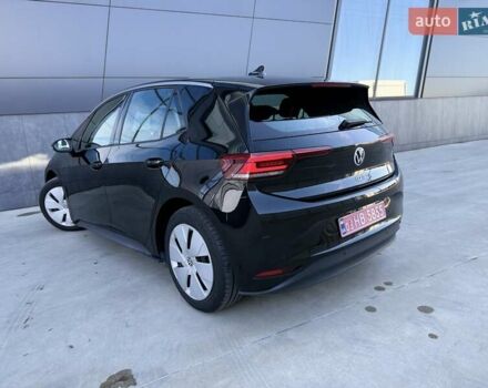Черный Фольксваген ID.3, объемом двигателя 0 л и пробегом 7 тыс. км за 23023 $, фото 25 на Automoto.ua