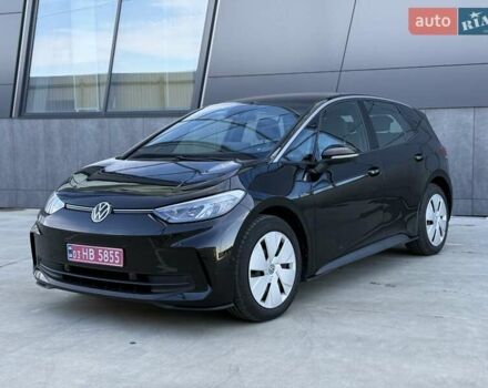 Черный Фольксваген ID.3, объемом двигателя 0 л и пробегом 7 тыс. км за 23023 $, фото 1 на Automoto.ua