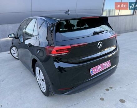Черный Фольксваген ID.3, объемом двигателя 0 л и пробегом 7 тыс. км за 23023 $, фото 23 на Automoto.ua