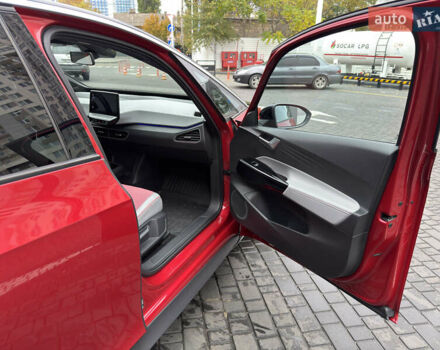 Красный Фольксваген ID.3, объемом двигателя 0 л и пробегом 7 тыс. км за 17600 $, фото 17 на Automoto.ua