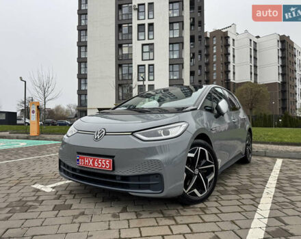 Серый Фольксваген ID.3, объемом двигателя 0 л и пробегом 107 тыс. км за 16999 $, фото 6 на Automoto.ua