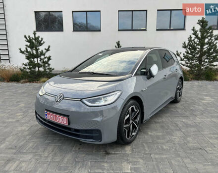 Серый Фольксваген ID.3, объемом двигателя 0 л и пробегом 117 тыс. км за 17300 $, фото 1 на Automoto.ua