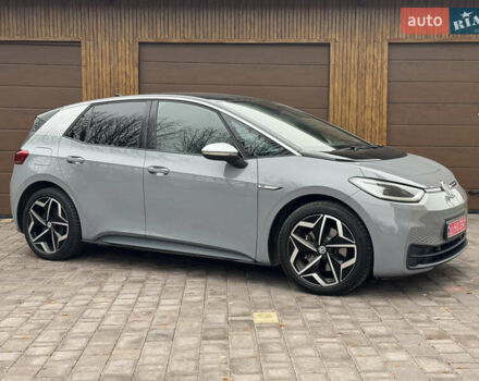 Серый Фольксваген ID.3, объемом двигателя 0 л и пробегом 129 тыс. км за 16400 $, фото 4 на Automoto.ua