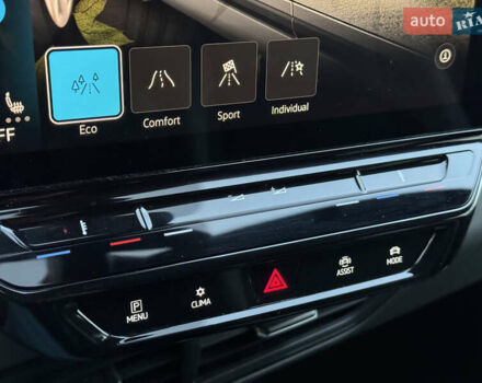 Серый Фольксваген ID.3, объемом двигателя 0 л и пробегом 91 тыс. км за 16999 $, фото 57 на Automoto.ua