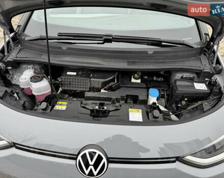 Серый Фольксваген ID.3, объемом двигателя 0 л и пробегом 107 тыс. км за 16999 $, фото 113 на Automoto.ua