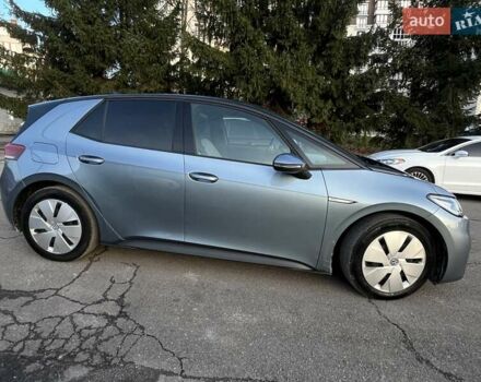 Серый Фольксваген ID.3, объемом двигателя 0 л и пробегом 143 тыс. км за 15200 $, фото 2 на Automoto.ua