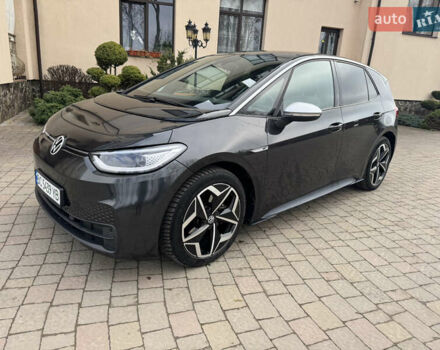 Серый Фольксваген ID.3, объемом двигателя 0 л и пробегом 97 тыс. км за 16900 $, фото 1 на Automoto.ua