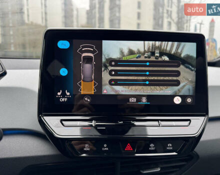 Серый Фольксваген ID.3, объемом двигателя 0 л и пробегом 107 тыс. км за 16999 $, фото 62 на Automoto.ua