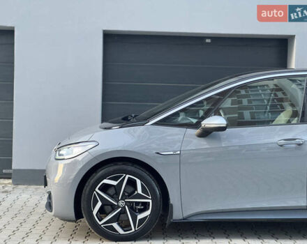 Серый Фольксваген ID.3, объемом двигателя 0 л и пробегом 91 тыс. км за 16999 $, фото 10 на Automoto.ua