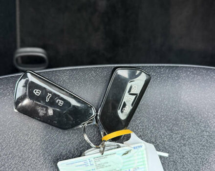 Сірий Фольксваген ID.3, об'ємом двигуна 0 л та пробігом 182 тис. км за 15499 $, фото 44 на Automoto.ua