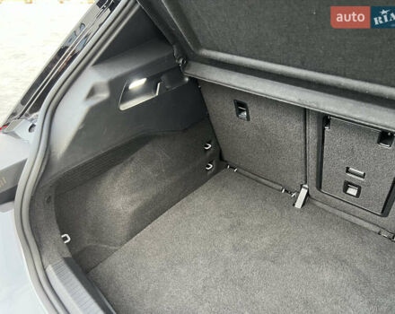 Серый Фольксваген ID.3, объемом двигателя 0 л и пробегом 117 тыс. км за 17300 $, фото 63 на Automoto.ua