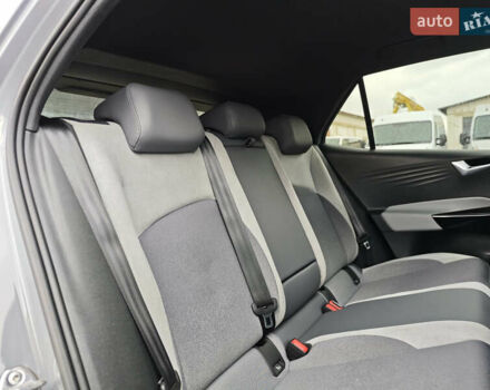 Фольксваген ID.3 2020 в Луцке на Automoto.ua Серый Фольксваген ID.3, объемом двигателя 0 л и пробегом 173 тыс. км за 16699 $, фото 63 на Automoto.ua