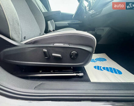 Серый Фольксваген ID.3, объемом двигателя 0 л и пробегом 129 тыс. км за 17600 $, фото 26 на Automoto.ua