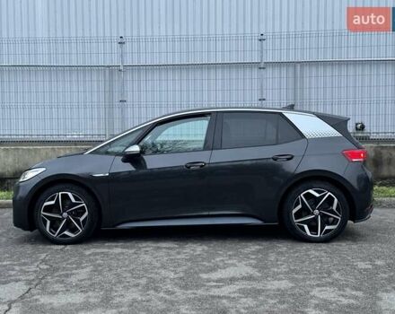 Серый Фольксваген ID.3, объемом двигателя 0 л и пробегом 145 тыс. км за 15900 $, фото 4 на Automoto.ua