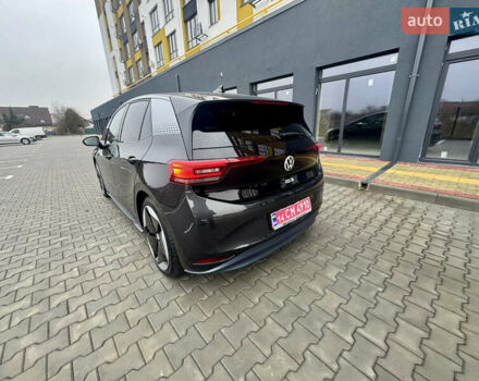 Серый Фольксваген ID.3, объемом двигателя 0 л и пробегом 129 тыс. км за 17600 $, фото 7 на Automoto.ua