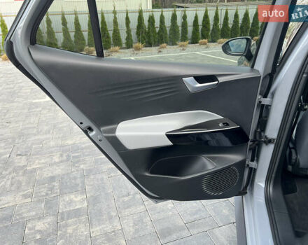 Серый Фольксваген ID.3, объемом двигателя 0 л и пробегом 117 тыс. км за 17300 $, фото 57 на Automoto.ua