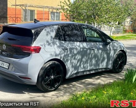 Серый Фольксваген ID.3, объемом двигателя 0 л и пробегом 89 тыс. км за 16161 $, фото 3 на Automoto.ua