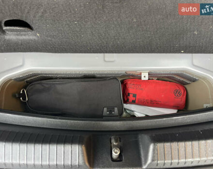 Фольксваген ID.3 2020 в Коломые на Automoto.ua Серый Фольксваген ID.3, объемом двигателя 0 л и пробегом 87 тыс. км за 16450 $, фото 28 на Automoto.ua