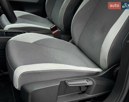 Серый Фольксваген ID.3, объемом двигателя 0 л и пробегом 100 тыс. км за 16999 $, фото 44 на Automoto.ua