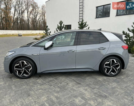 Серый Фольксваген ID.3, объемом двигателя 0 л и пробегом 117 тыс. км за 17300 $, фото 4 на Automoto.ua
