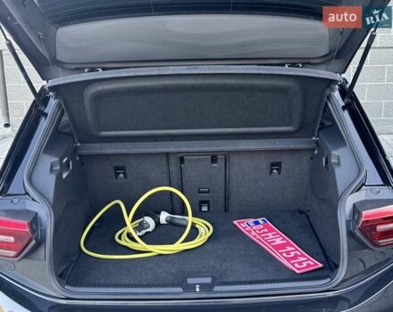 Серый Фольксваген ID.3, объемом двигателя 0 л и пробегом 145 тыс. км за 15900 $, фото 18 на Automoto.ua