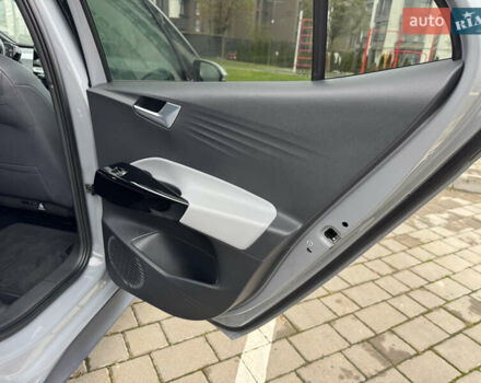 Серый Фольксваген ID.3, объемом двигателя 0 л и пробегом 107 тыс. км за 16999 $, фото 87 на Automoto.ua