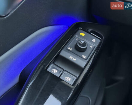 Серый Фольксваген ID.3, объемом двигателя 0 л и пробегом 91 тыс. км за 16999 $, фото 42 на Automoto.ua