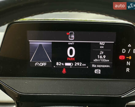 Серый Фольксваген ID.3, объемом двигателя 0 л и пробегом 58 тыс. км за 17800 $, фото 37 на Automoto.ua