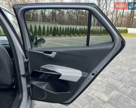 Серый Фольксваген ID.3, объемом двигателя 0 л и пробегом 117 тыс. км за 17300 $, фото 66 на Automoto.ua