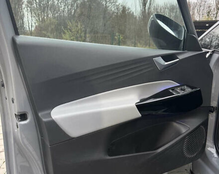 Серый Фольксваген ID.3, объемом двигателя 0 л и пробегом 160 тыс. км за 17200 $, фото 35 на Automoto.ua