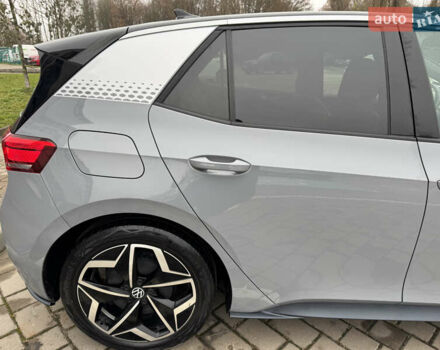 Серый Фольксваген ID.3, объемом двигателя 0 л и пробегом 107 тыс. км за 16999 $, фото 22 на Automoto.ua