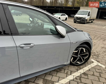 Серый Фольксваген ID.3, объемом двигателя 0 л и пробегом 107 тыс. км за 16999 $, фото 23 на Automoto.ua