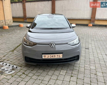 Фольксваген ID.3 2020 в Коломые на Automoto.ua Серый Фольксваген ID.3, объемом двигателя 0 л и пробегом 87 тыс. км за 16450 $, фото 1 на Automoto.ua