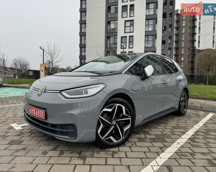 Серый Фольксваген ID.3, объемом двигателя 0 л и пробегом 107 тыс. км за 16999 $, фото 8 на Automoto.ua